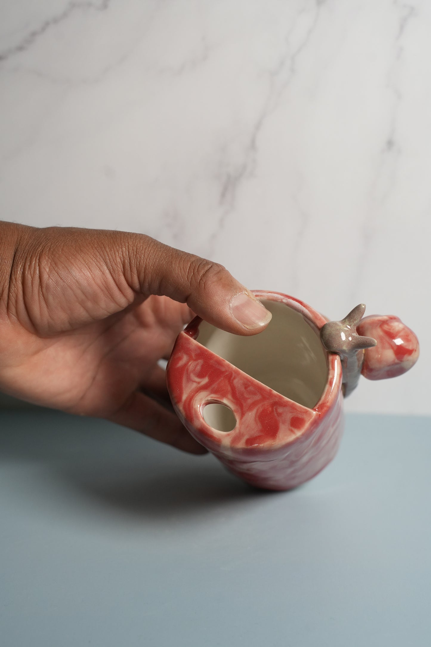 Snail travel cup