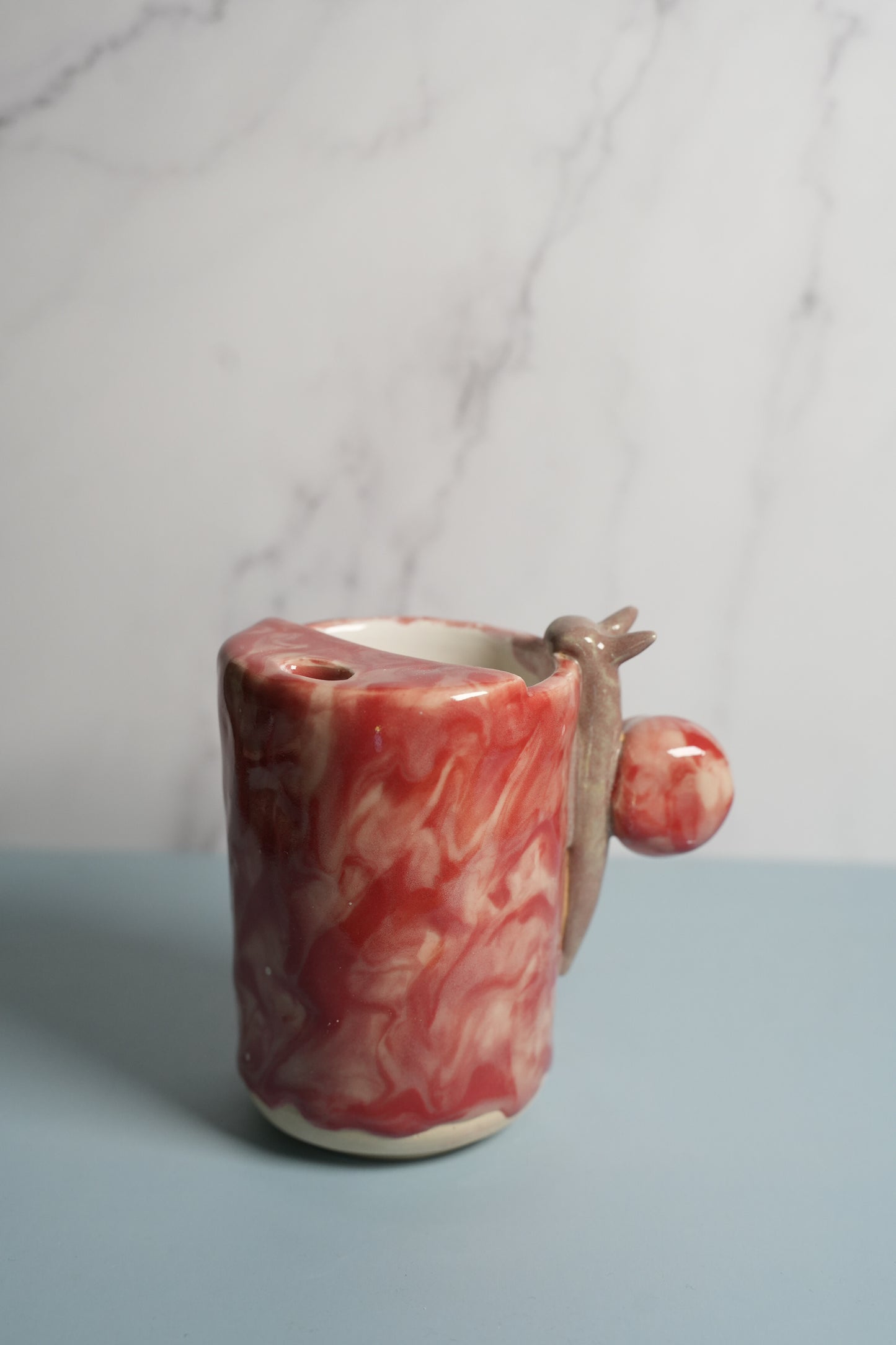 Snail travel cup