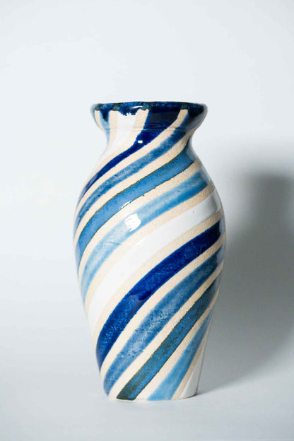 2 Face Vase